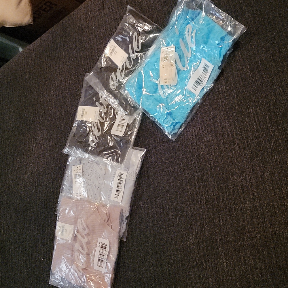 Lot of 5 aerie panties. Assorted. Med